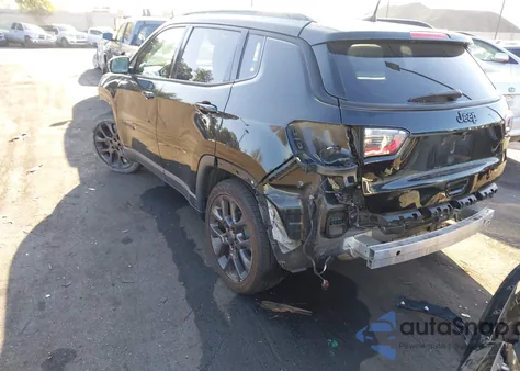 2019 Jeep Compass High Altitude Fwd z USA, uszkodzony, nr VIN 3C4NJCCB1KT819803